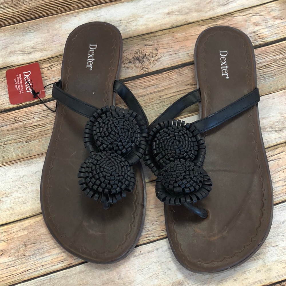 NWT Dexter Sandals